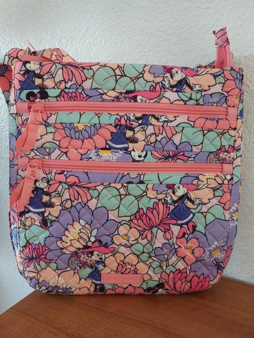 vera bradley minnies garden minnie mouse Disney Minnie Mouse floral crossbody ba